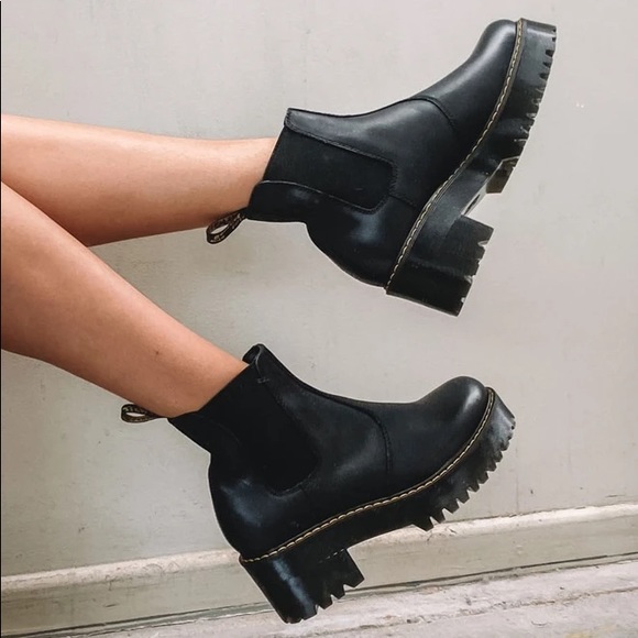 Doc Martens Rometty Chelsea Boots - Picture 2 of 13